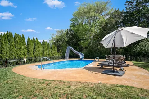 Exterior - 2618 Cloverfields Ct, Murfreesboro, TN 37130 photo 8 of 9
