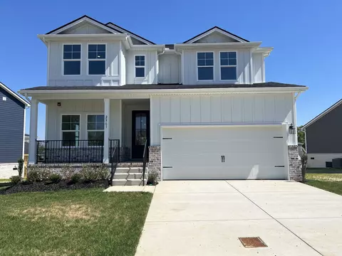 2961 Sharpstone Dr, Columbia, TN 38401