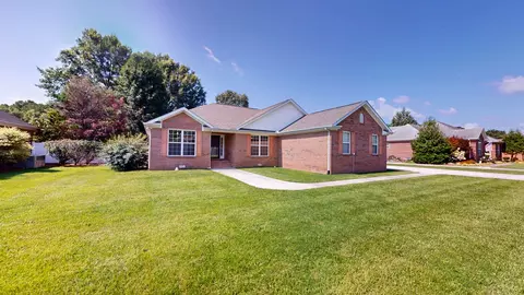 121 Regalwood Dr, Manchester, TN 37355
