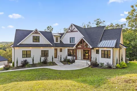 6517 Shelter Cove Dr #1, Hixson, TN 37343
