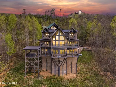 2643 Dogwood Ridge Way, Sevierville, TN 37862