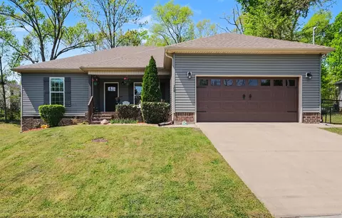 105 Doak St, Shelbyville, TN 37160