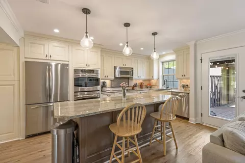 928 Todd Preis Dr, Nashville, TN 37221