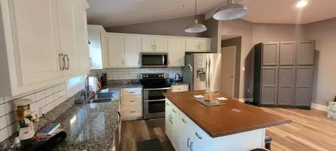 Kitchen - 408 Sandy Rd, Dover, TN 37058 photo 1 of 1