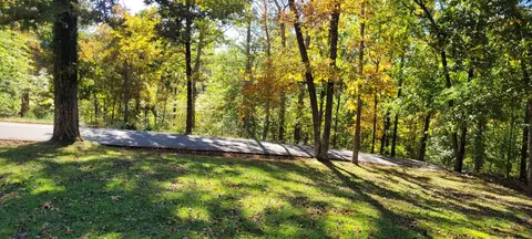 Exterior - 408 Sandy Rd, Dover, TN 37058 photo 3 of 13