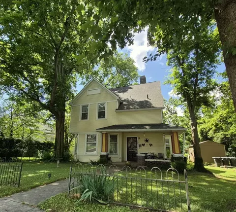 104 2nd Ave, Columbia, TN 38401