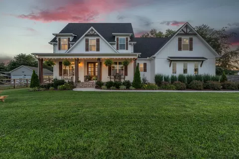 5228 Cross Plains Rd, White House, TN 37188