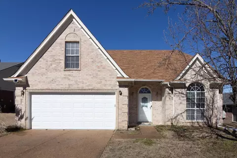 7106 Anise Tree Dr, Cordova, TN 38018