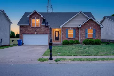 2607 Cider Dr, Clarksville, TN 37040