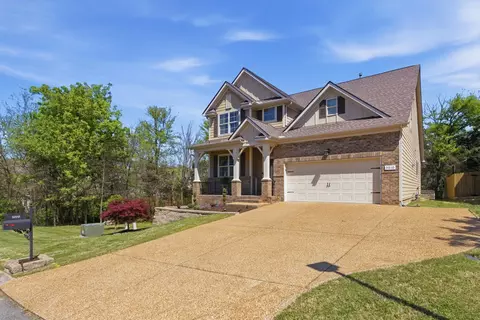 5010 Colton Dr, Spring Hill, TN 37174