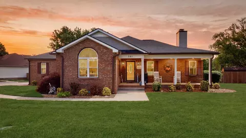 751 Mcclain Dr, Clarksville, TN 37040