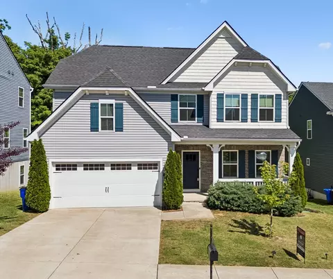 3404 Woodcrest Ct, Columbia, TN 38401