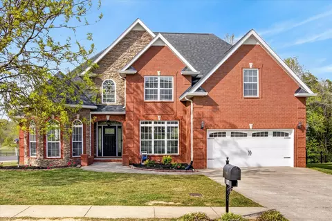 1014 Willow Cir, Clarksville, TN 37043