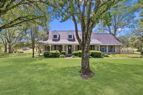 1010 Boze Ln, Gallatin, TN 37066