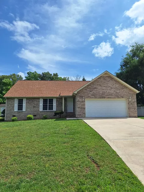 38 Murray Lake Dr, Winchester, TN 37398