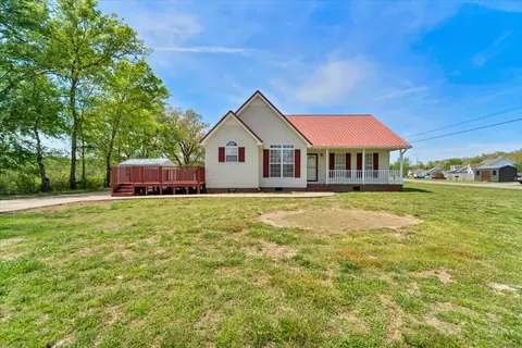 33 Ables Ln, Fayetteville, TN 37334