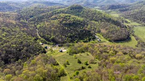 View/Area - 4818 Ensor Hollow Rd, Buffalo Valley, TN 38548 photo 2 of 5