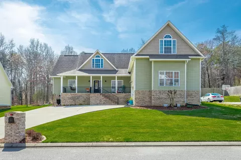 400 Olivia Ln, Soddy Daisy, TN 37379