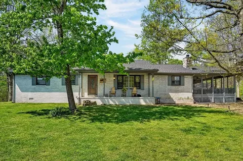 1816 Windle Community Rd, Cookeville, TN 38506