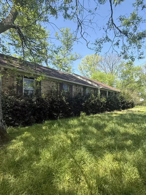 2255 Arthur Hutcherson Rd, Columbia, TN 38401