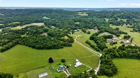 2255 Arthur Hutcherson Rd, Columbia, TN 38401