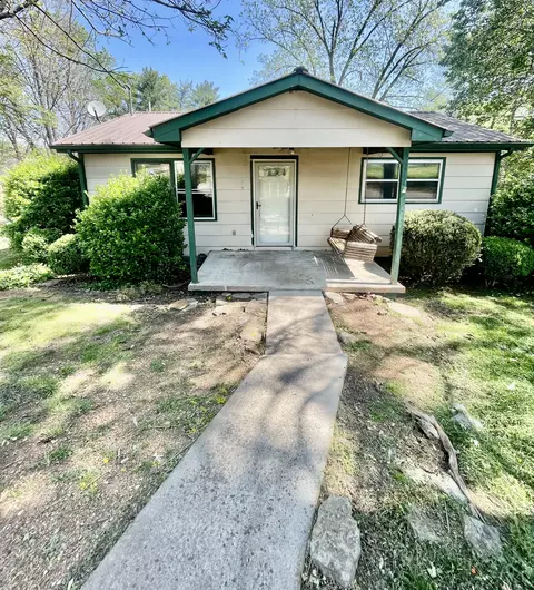 137 Kenmore Ave, Winchester, TN 37398