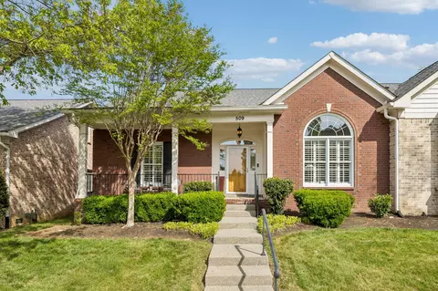 509 Glen Echo Pl, Nashville, TN 37215