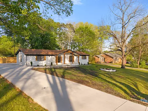 206 Osage Trl, Columbia, TN 38401