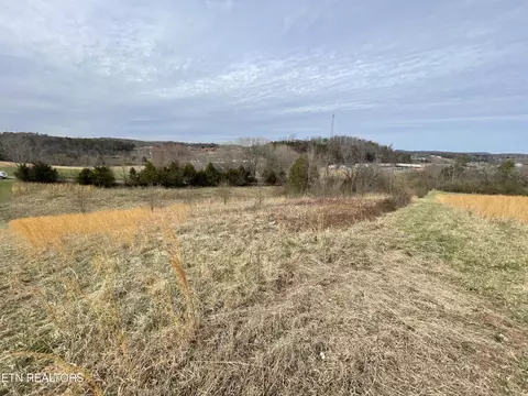 251 High St, Tellico Plains, TN 37385
