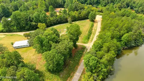 119 Gentry Ln, Vonore, TN 37885