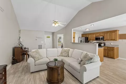 3011 Candlelite Dr, Spring Hill, TN 37174