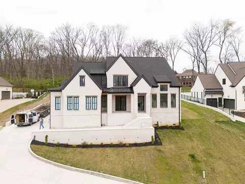 1586 Eastwood Dr, Brentwood, TN 37027