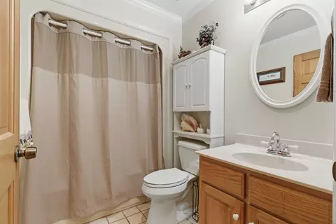 Bath - 8270 Bethlehem Rd, Springfield, TN 37172 photo 1 of 3