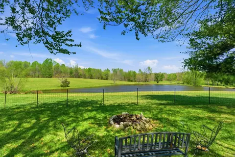 Exterior - 8270 Bethlehem Rd, Springfield, TN 37172 photo 11 of 17