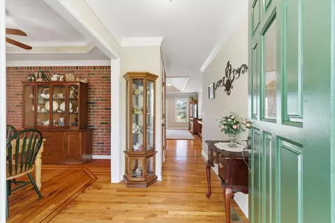 Entry Way - 8270 Bethlehem Rd, Springfield, TN 37172 photo 1 of 4