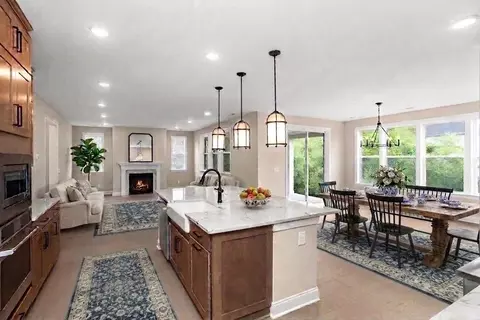5954 Hunt Valley Dr, Spring Hill, TN 37174