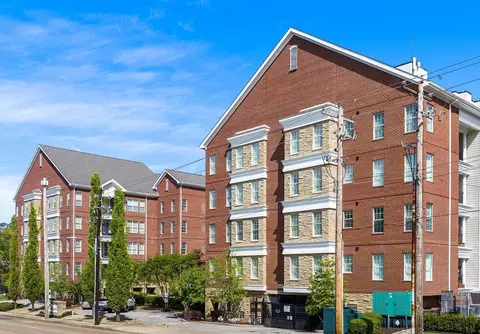 3520 Central Ave #209, Memphis, TN 38111