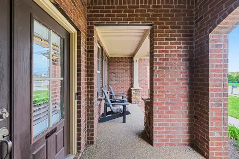 Exterior - 4015 Pendleton Dr, Spring Hill, TN 37174 photo 5 of 12