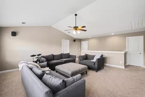 Entry Way - 4015 Pendleton Dr, Spring Hill, TN 37174 photo 4 of 7