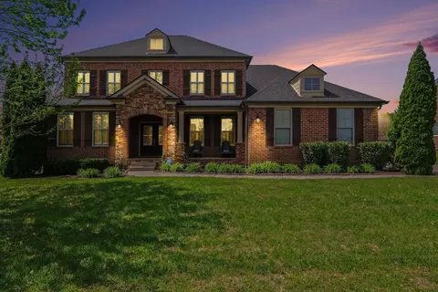 Exterior - 4015 Pendleton Dr, Spring Hill, TN 37174 photo 2 of 12