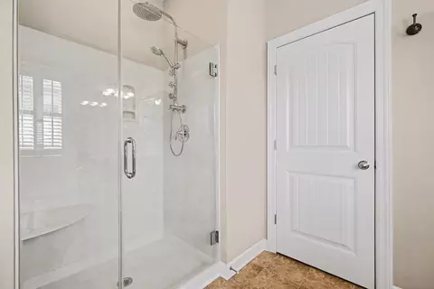 Bath - 4015 Pendleton Dr, Spring Hill, TN 37174 photo 4 of 4