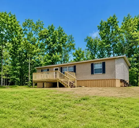 204 County Road 906, Etowah, TN 37331