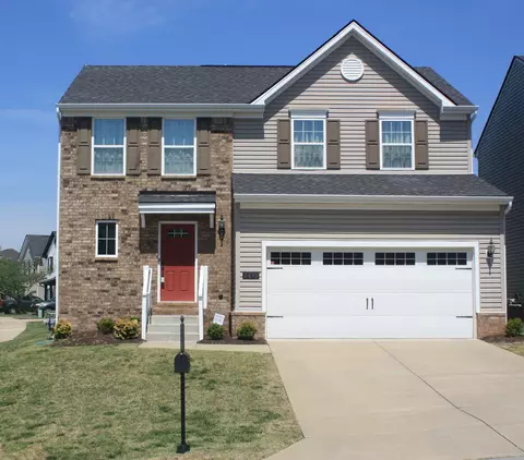 2813 Winterberry Dr, Columbia, TN 38401