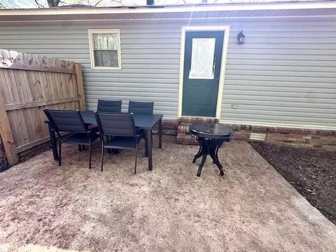 Exterior - 635 End Dr, Savannah, TN 38372 photo 4 of 15