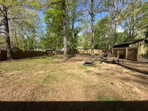 Exterior - 635 End Dr, Savannah, TN 38372 photo 7 of 15