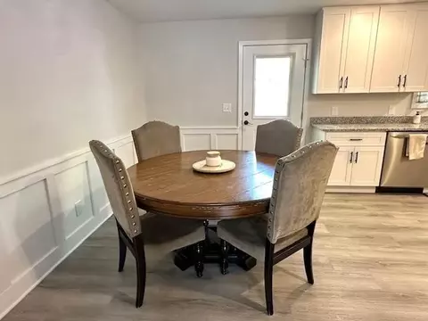 Dining - 635 End Dr, Savannah, TN 38372 photo 1 of 2