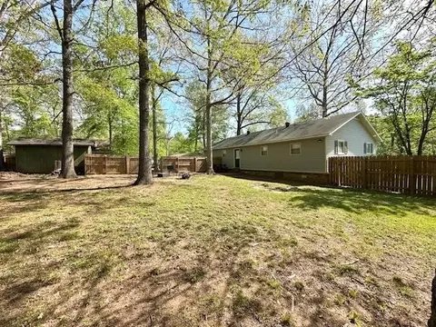 Exterior - 635 End Dr, Savannah, TN 38372 photo 10 of 15