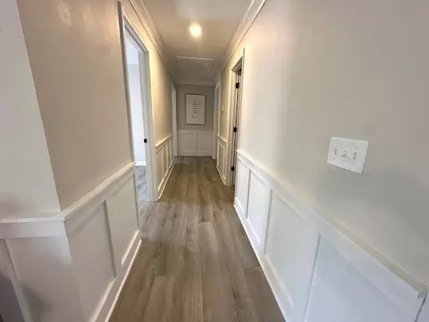 Entry Way - 635 End Dr, Savannah, TN 38372 photo 2 of 2
