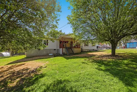 201 Old Eblen Rd, Lenoir City, TN 37771