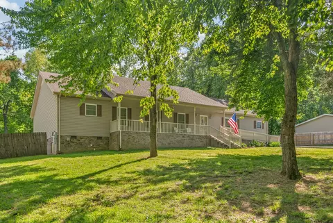 1038 Phillip Dr, Portland, TN 37148